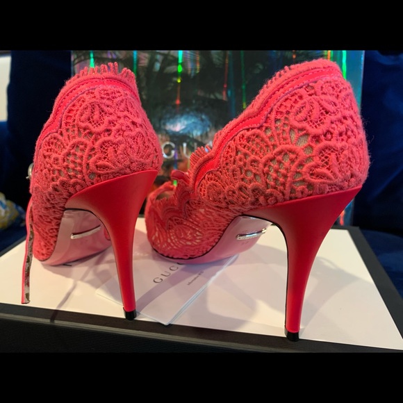 Gucci Lace stilettos 👠 - Picture 5 of 6